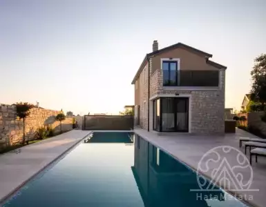 Buy in Croatia for 550000€