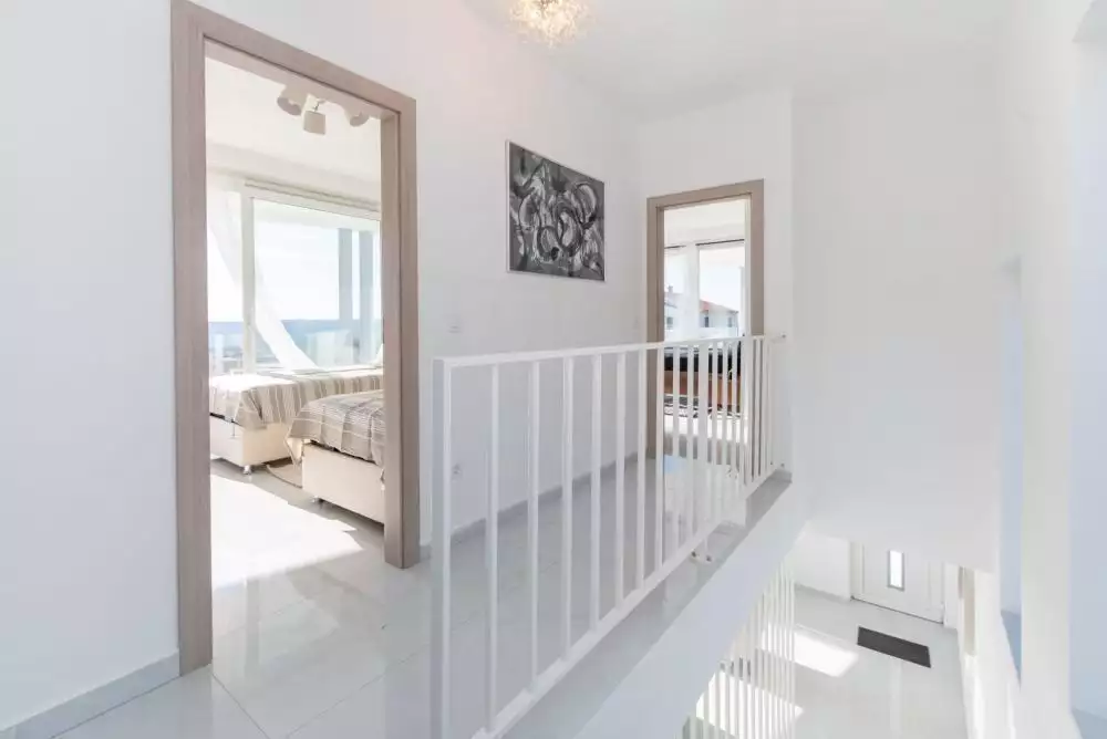 Villa 223m² in Croatia, Labin. Priced at 699000€ rent photo-22
