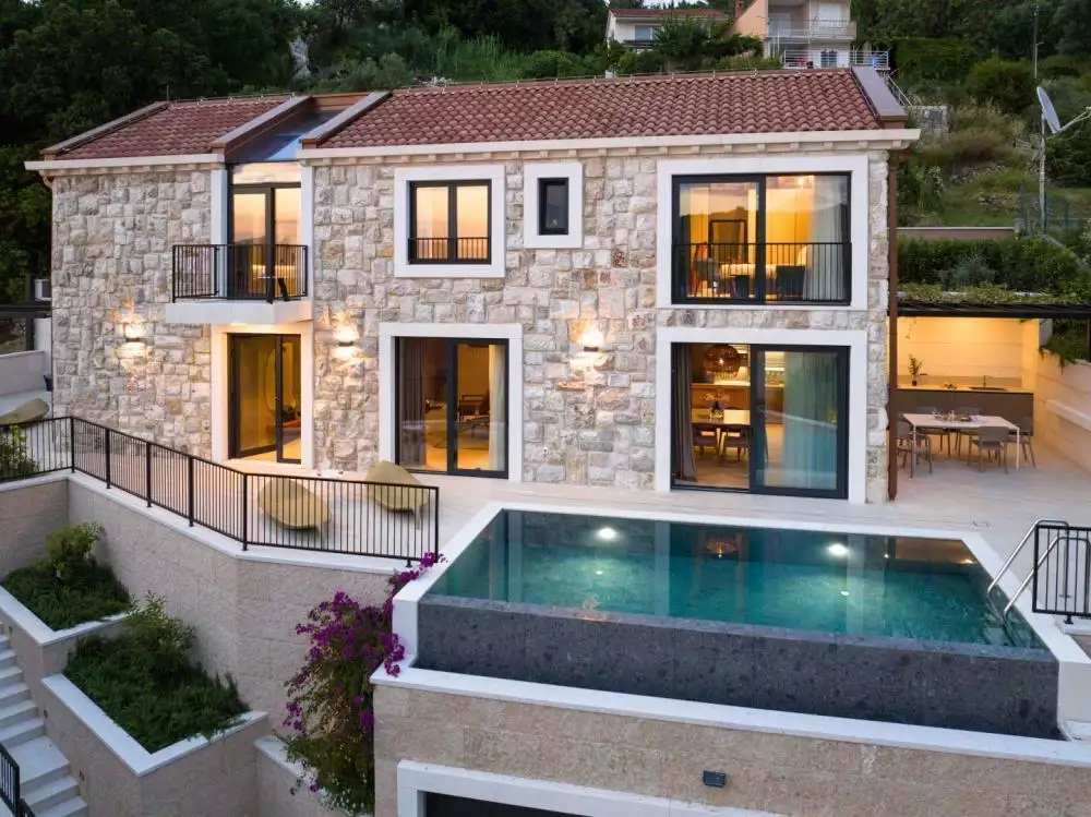 Villa 180m² in Croatia, Dubrovnik. Priced at 1800000€ rent photo-5