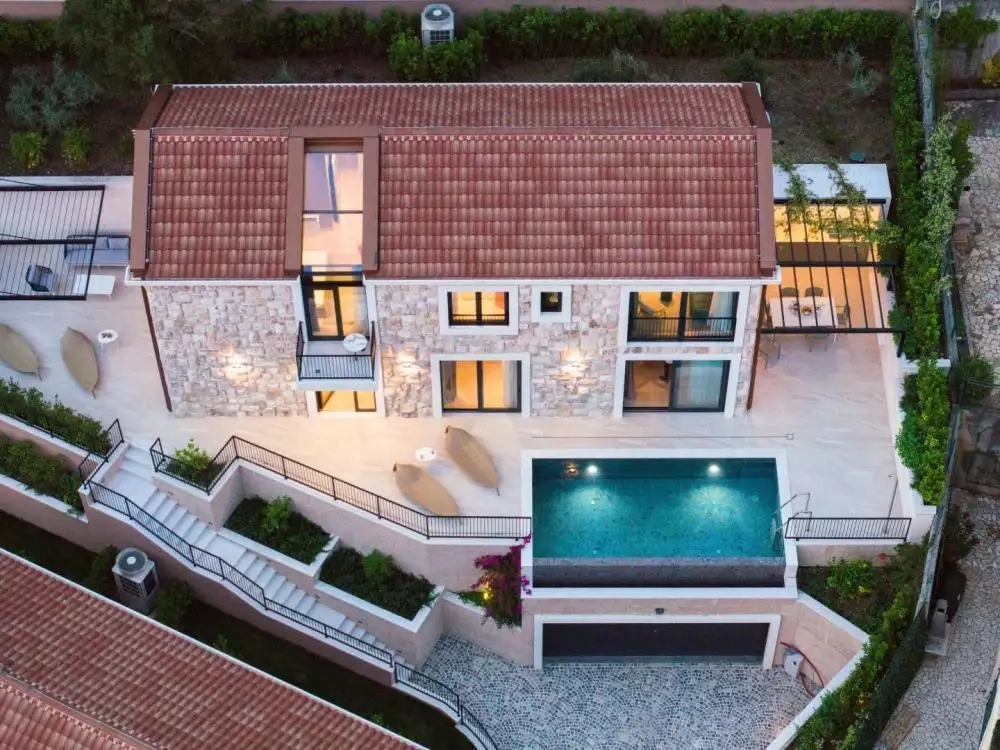 Villa 180m² in Croatia, Dubrovnik. Priced at 1800000€ rent photo-6
