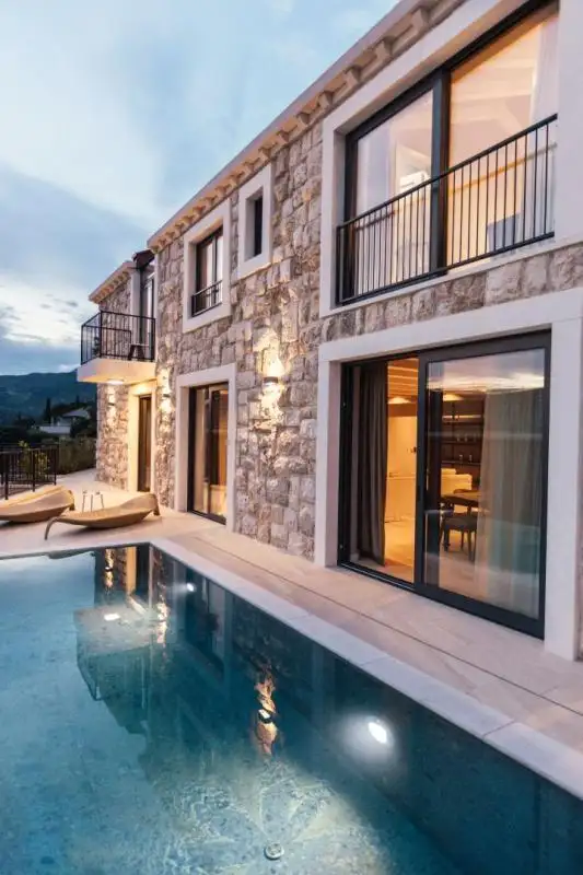 Villa 180m² in Croatia, Dubrovnik. Priced at 1800000€ rent photo-16