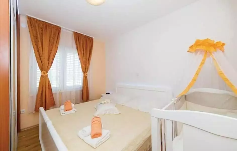 Villa 246m² in Croatia, Kastela. Priced at 650000€ rent photo-21