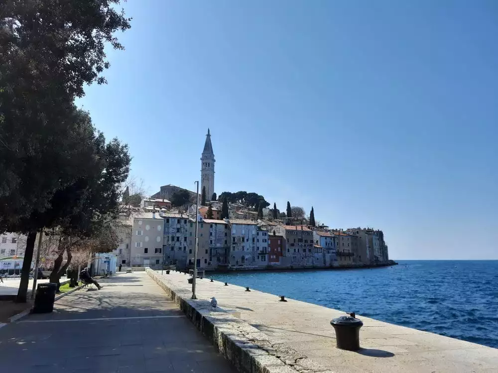 Hotels 170m² in Croatia, Rovinj. Priced at 1250000€ rent photo-1