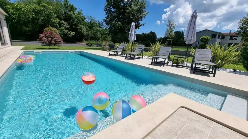 Villa 212m² in Croatia, Labin. Priced at 695000€ rent photo-10