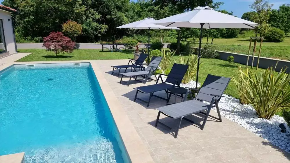 Villa 212m² in Croatia, Labin. Priced at 695000€ rent photo-12