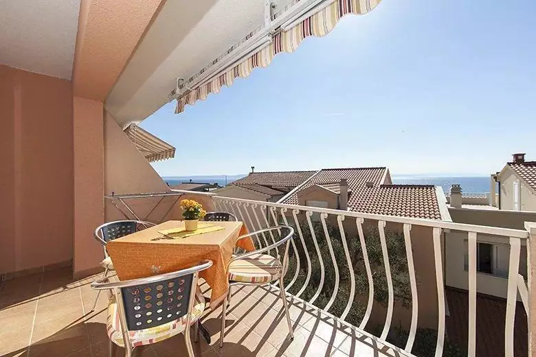 Hotels 377m² in Croatia, Tucepi. Priced at 950000€ rent photo-1