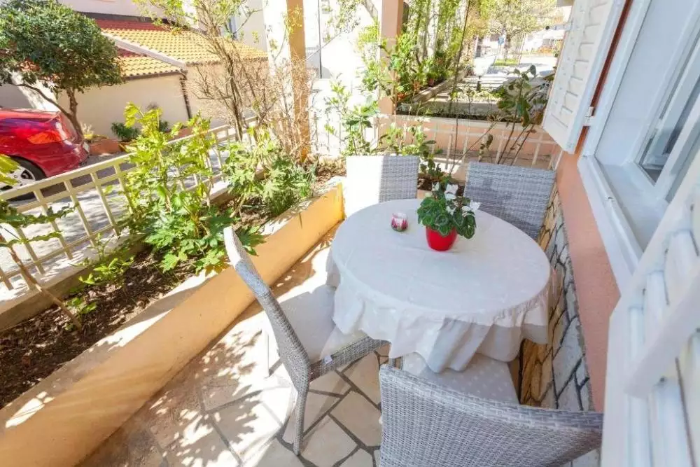 Hotels 377m² in Croatia, Tucepi. Priced at 950000€ rent photo-15