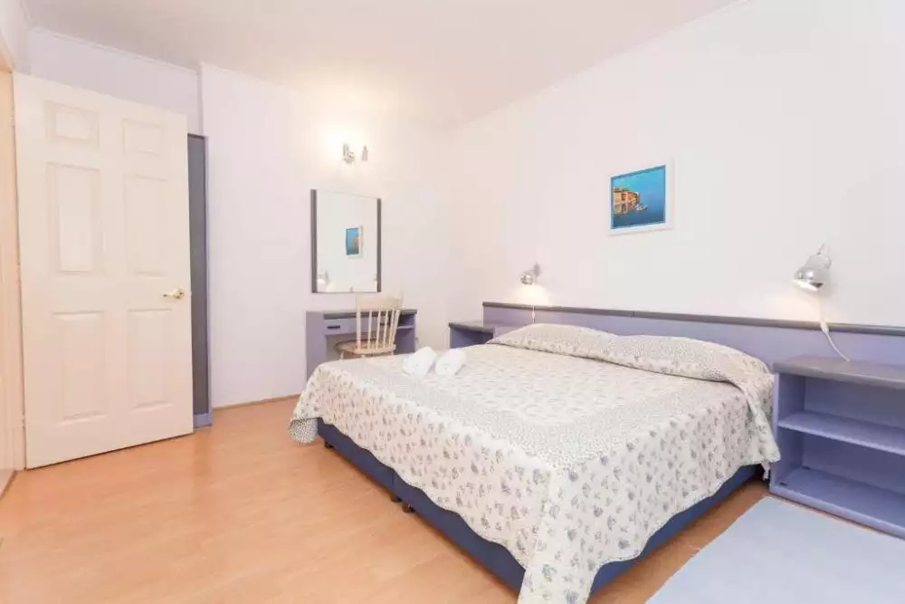 Hotels 377m² in Croatia, Tucepi. Priced at 950000€ rent photo-18