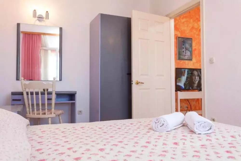 Hotels 377m² in Croatia, Tucepi. Priced at 950000€ rent photo-19