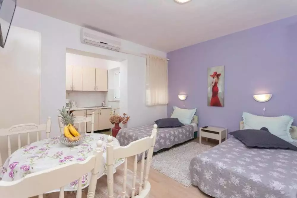 Hotels 377m² in Croatia, Tucepi. Priced at 950000€ rent photo-24