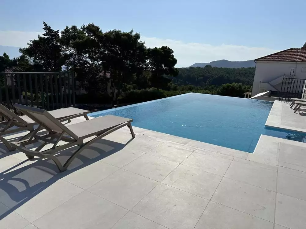 Villa 230m² in Croatia, Jelsa. Priced at 1950000€ rent photo-3