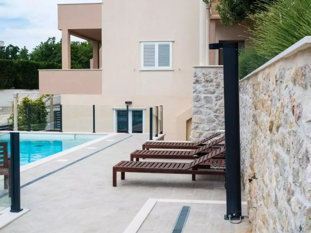 Villa 300m² in Croatia, Mlini. Priced at 1200000€ rent photo-7