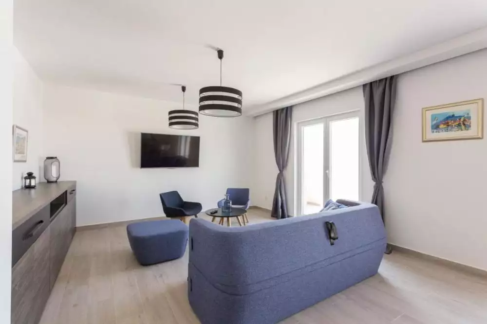Villa 300m² in Croatia, Mlini. Priced at 1200000€ rent photo-10