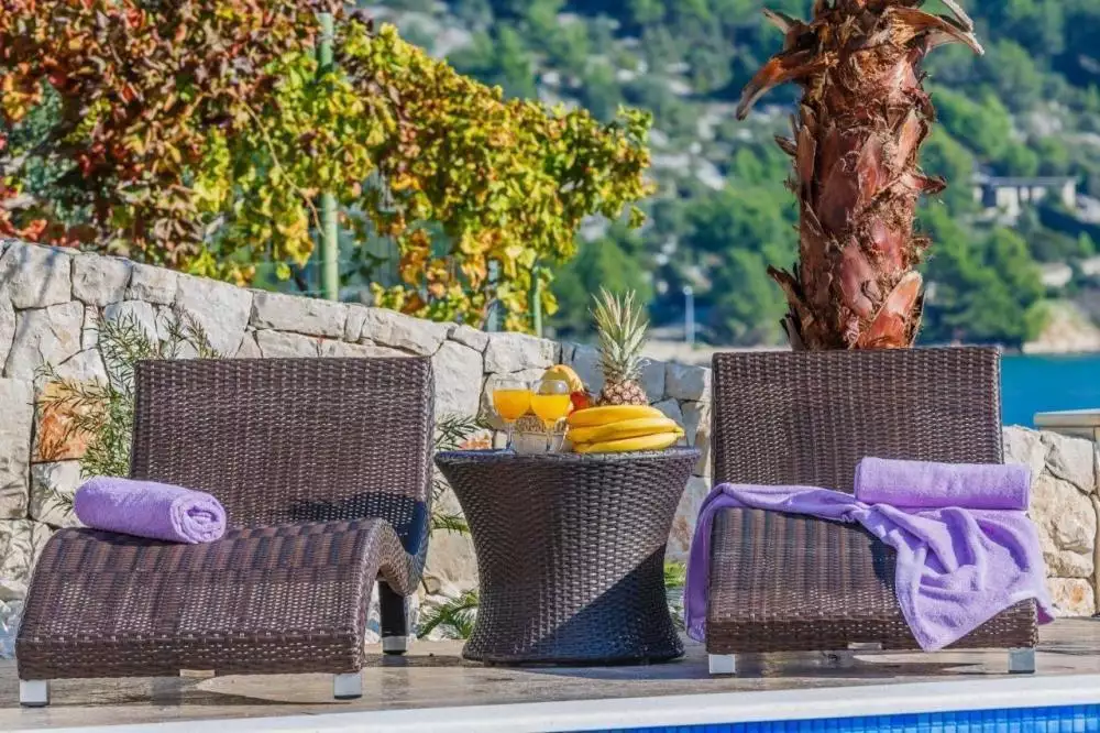 Villa 247m² in Croatia, Trogir. Priced at 1400000€ rent photo-13