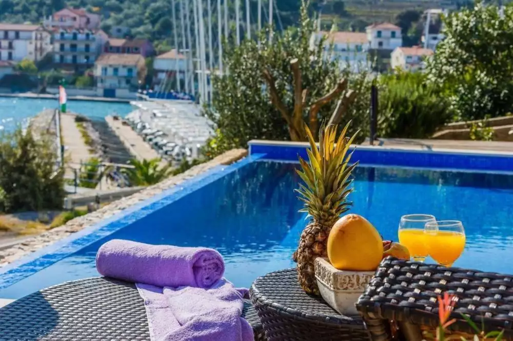 Villa 247m² in Croatia, Trogir. Priced at 1400000€ rent photo-19