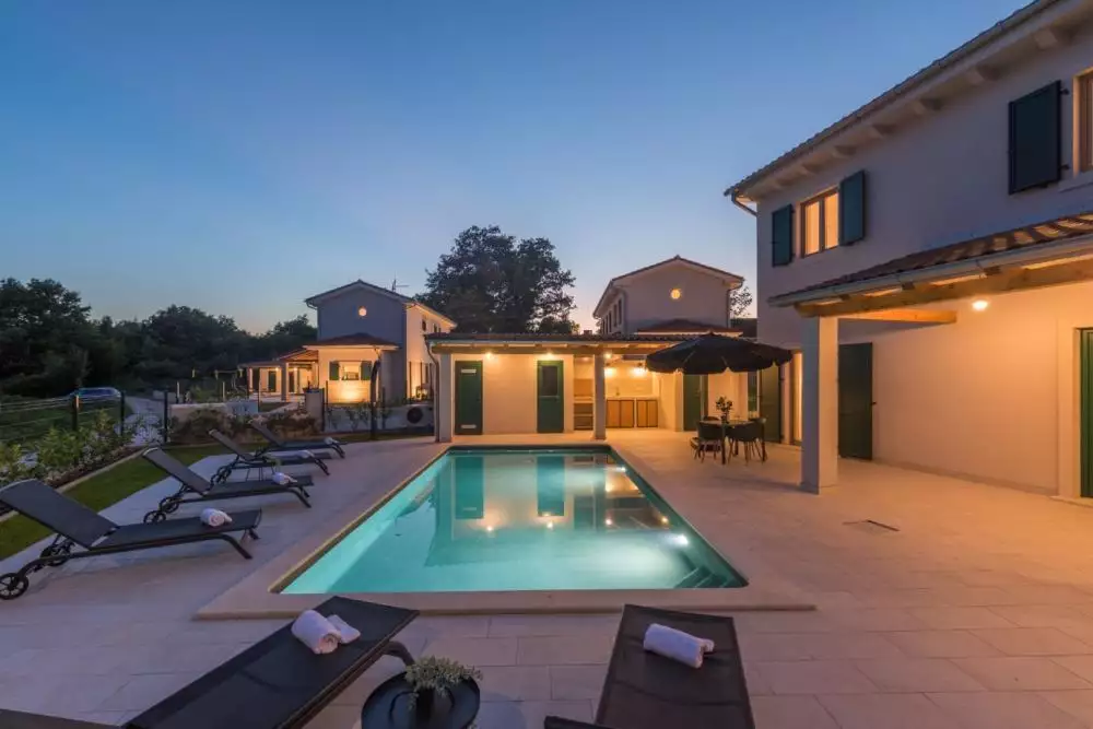 Villa 160m² in Croatia, Barban. Priced at 570000€ rent photo-2