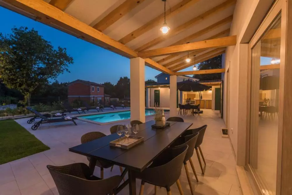 Villa 160m² in Croatia, Barban. Priced at 570000€ rent photo-3