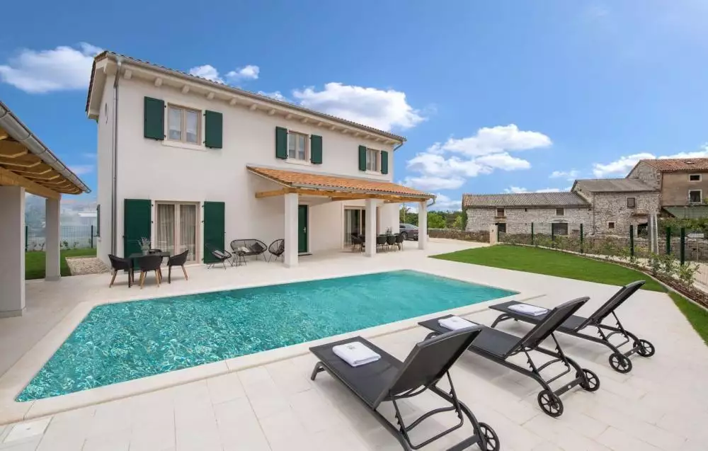 Villa 160m² in Croatia, Barban. Priced at 570000€ rent photo-10