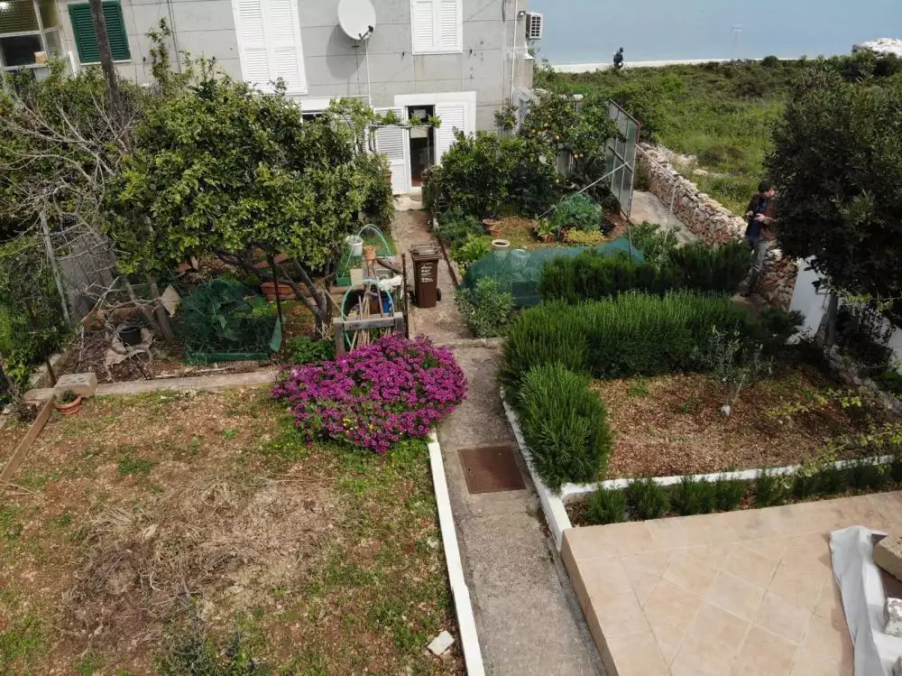Villa 300m² in Croatia, Ciovo. Priced at 990000€ rent photo-7