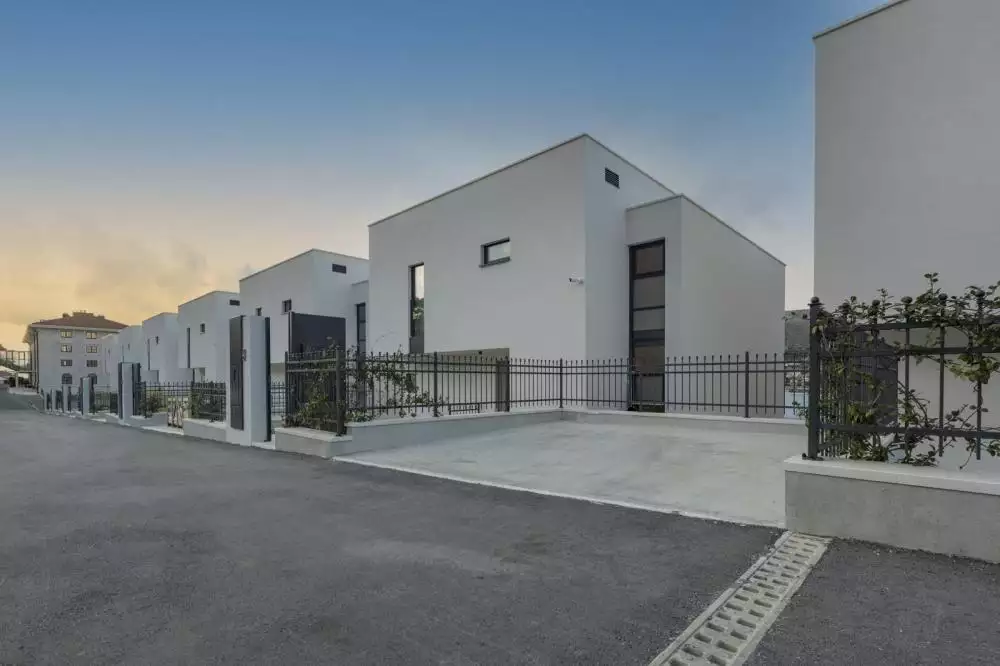 Villa 400m² in Croatia, Trogir. Priced at 2500000€ rent photo-18