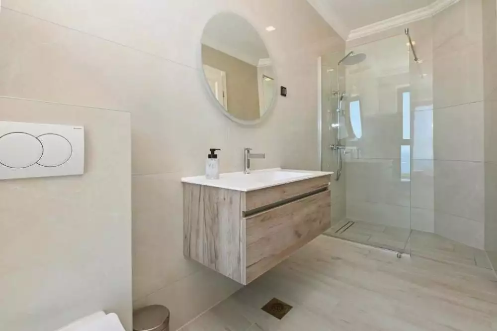 Villa 350m² in Croatia, Novalja. Priced at 1500000€ rent photo-14