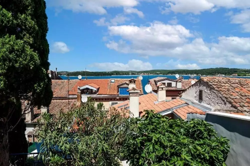 Hotels 390m² in Croatia, Rovinj. Priced at 3635000€ rent photo-2