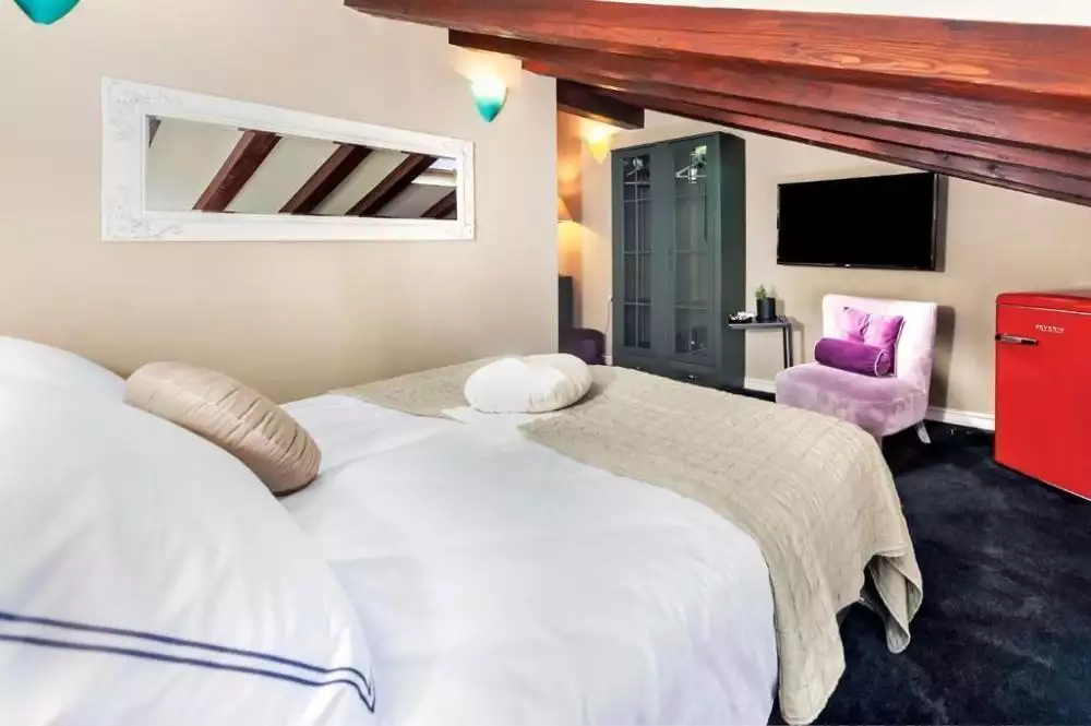 Hotels 390m² in Croatia, Rovinj. Priced at 3635000€ rent photo-22