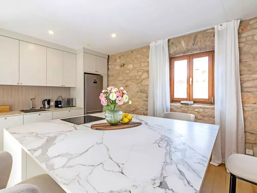 Villa 350m² in Croatia, Brtonigla. Priced at 1100000€ rent photo-10