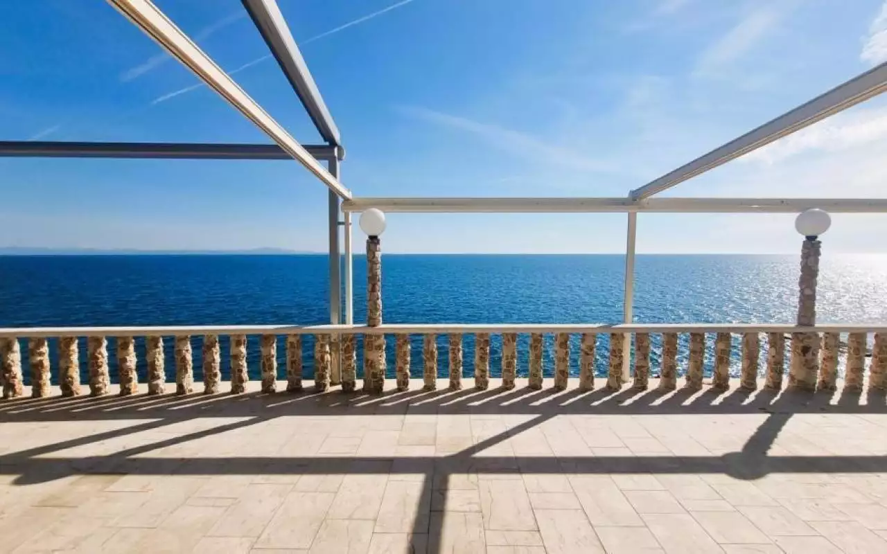 Hotels 963m² in Croatia, Hvar. Priced at 3000000€ rent photo-2