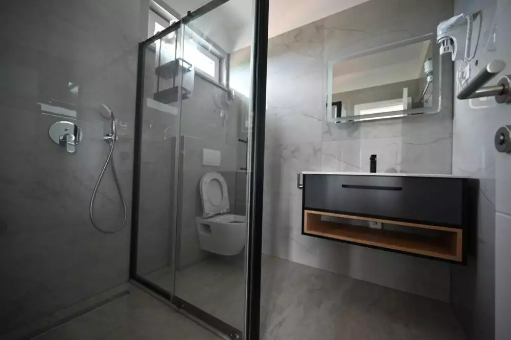 Villa 360m² in Croatia, Kanfanar. Priced at 1050000€ rent photo-21