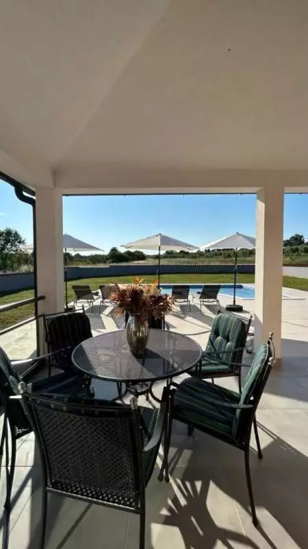 Villa 149m² in Croatia, Vodnjan. Priced at 670000€ rent photo-13
