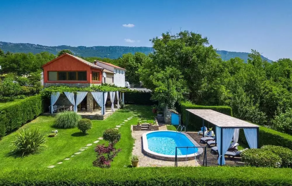 Villa 116m² in Croatia, Buzet. Priced at 680000€ rent photo-1