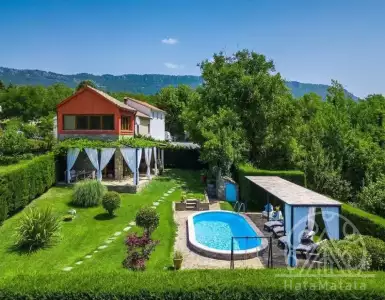 Buy in Croatia for 680000€