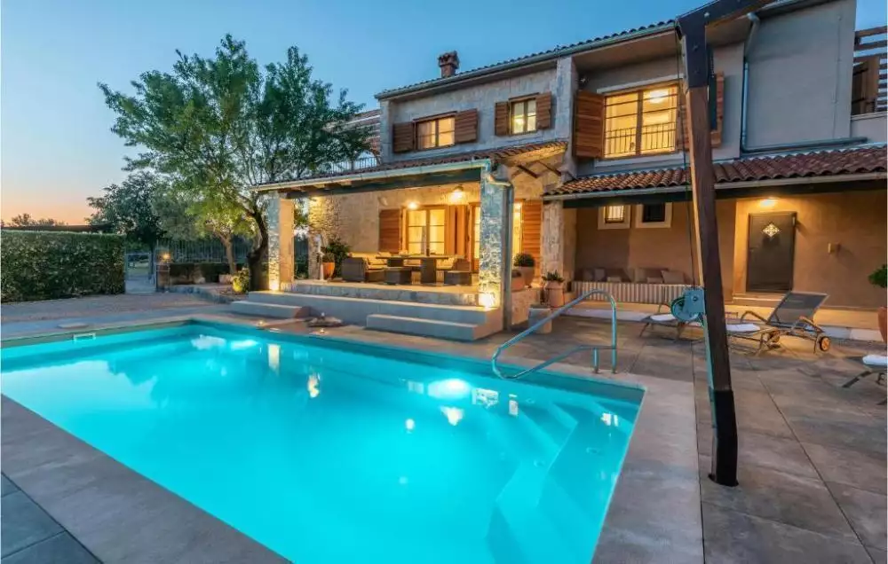 Villa 315m² in Croatia, Sibenik. Priced at 1390000€ rent photo-20