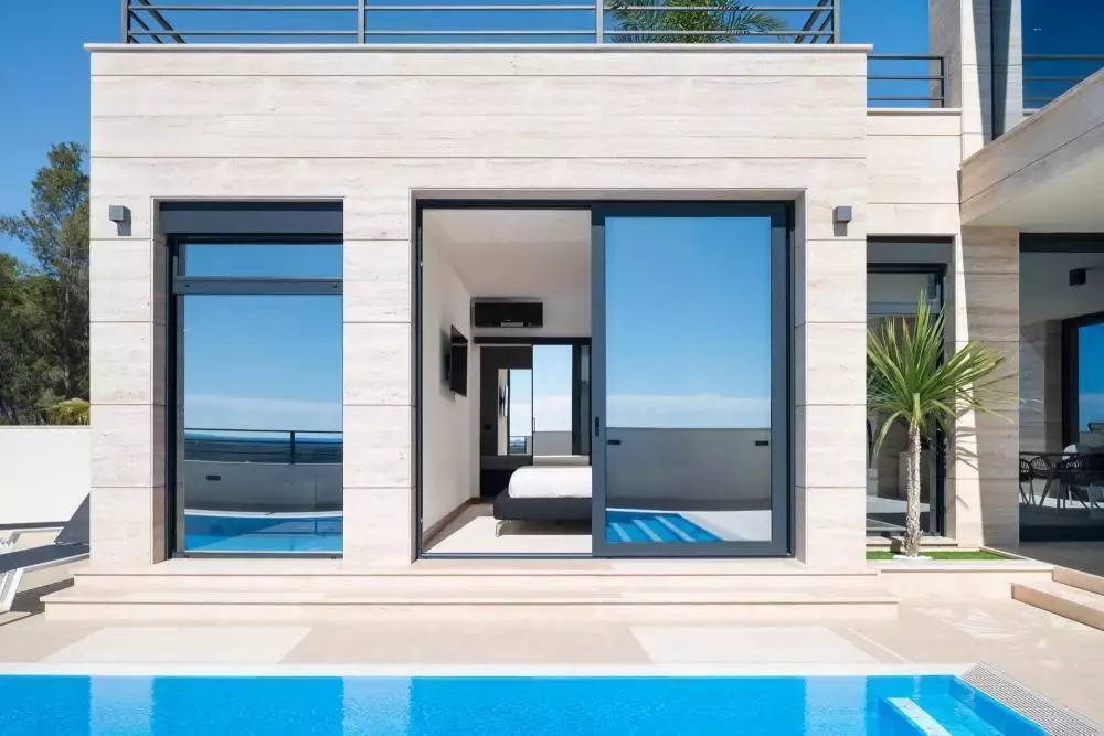 Villa 200m² in Croatia, Razanac. Priced at 1350000€ rent photo-4