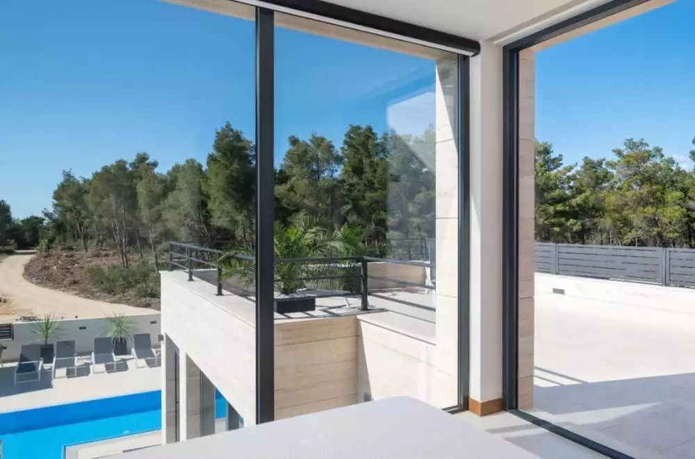 Villa 200m² in Croatia, Razanac. Priced at 1350000€ rent photo-7