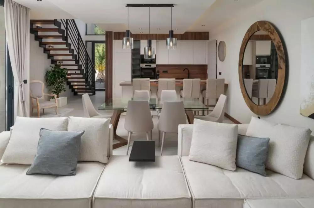 Villa 200m² in Croatia, Razanac. Priced at 1350000€ rent photo-16