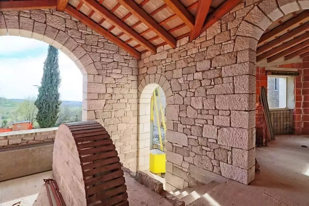 Villa 650m² in Croatia, Rovinj. Priced at 1900000€ rent photo-13