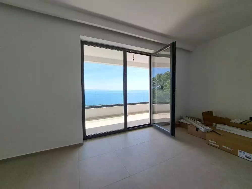 Villa 250m² in Croatia, Lovran. Priced at 1700000€ rent photo-18