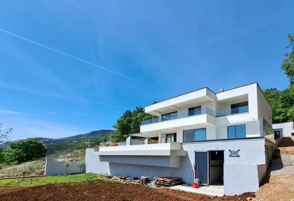 Villa 250m² in Croatia, Lovran. Priced at 1700000€ rent photo-1