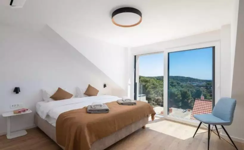 Villa 165m² in Croatia, Milna. Priced at 995000€ rent photo-15