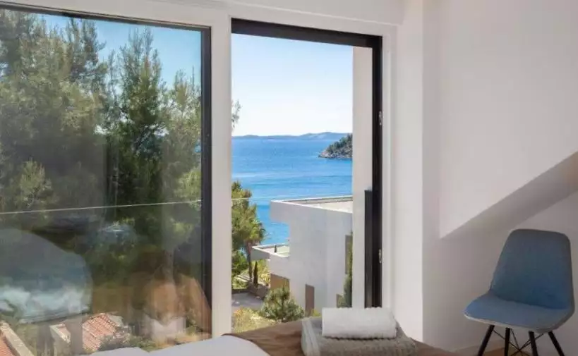 Villa 165m² in Croatia, Milna. Priced at 995000€ rent photo-19