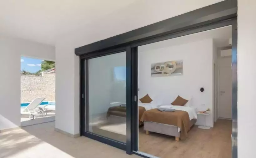 Villa 165m² in Croatia, Milna. Priced at 995000€ rent photo-21