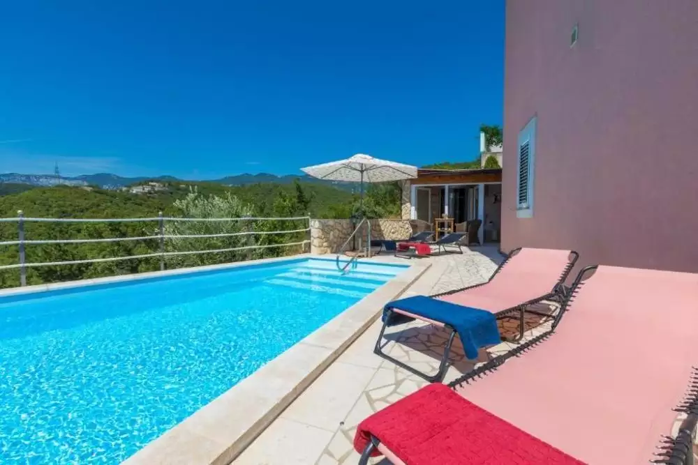 Villa 440m² in Croatia, Crikvenica. Priced at 1557000€ rent photo-3