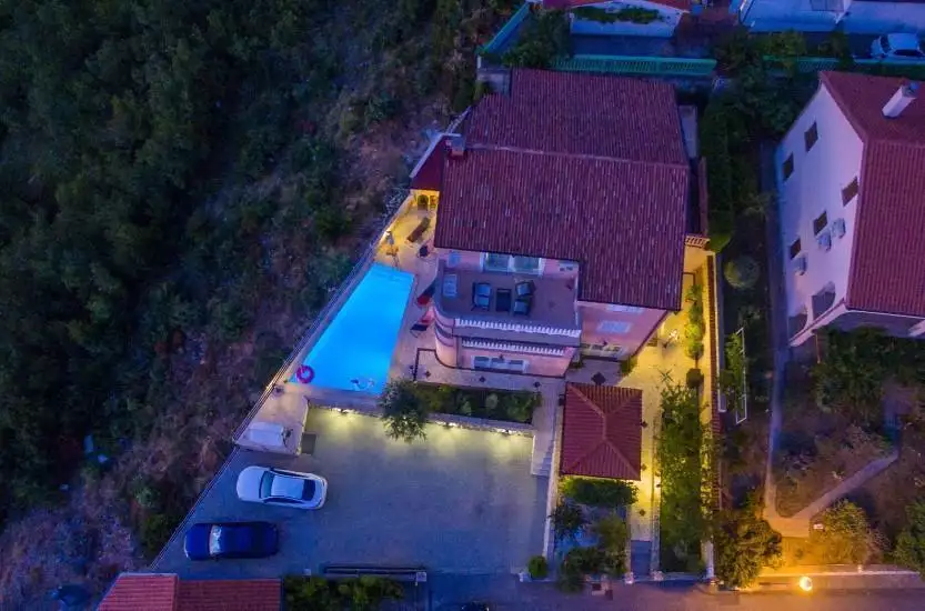 Villa 440m² in Croatia, Crikvenica. Priced at 1557000€ rent photo-16