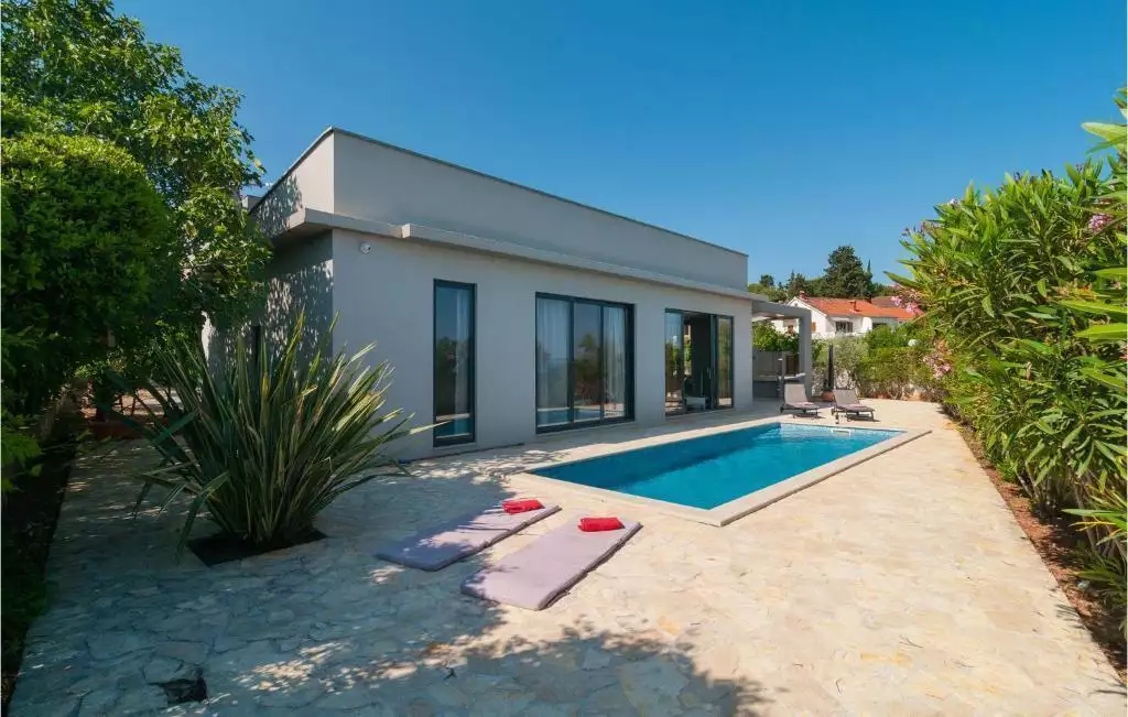 Villa 109m² in Croatia, Brac. Priced at 999000€ rent photo-6