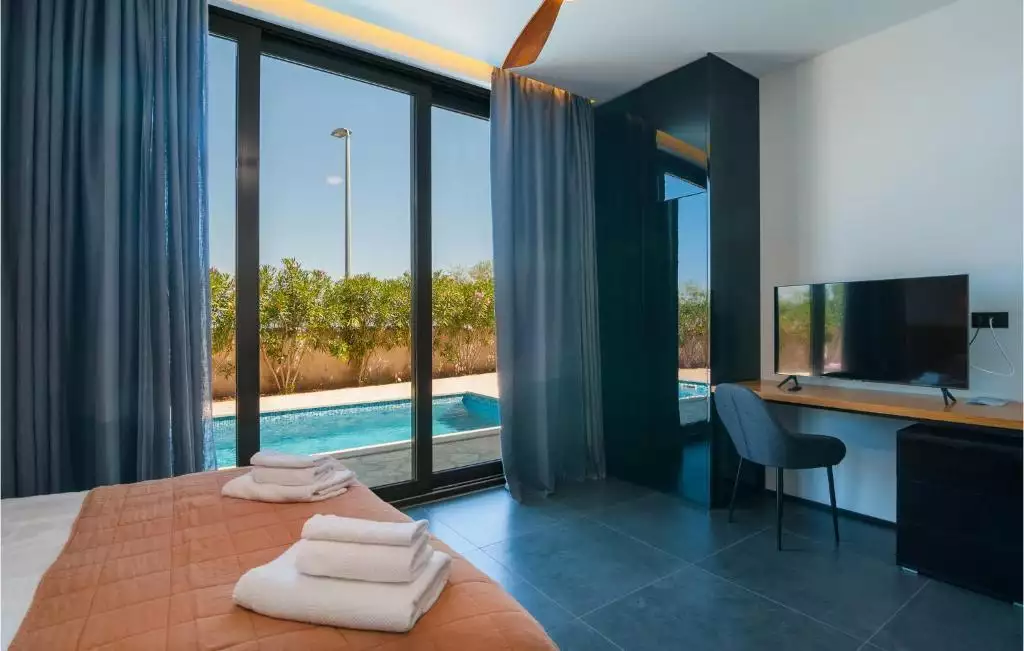Villa 109m² in Croatia, Brac. Priced at 999000€ rent photo-12
