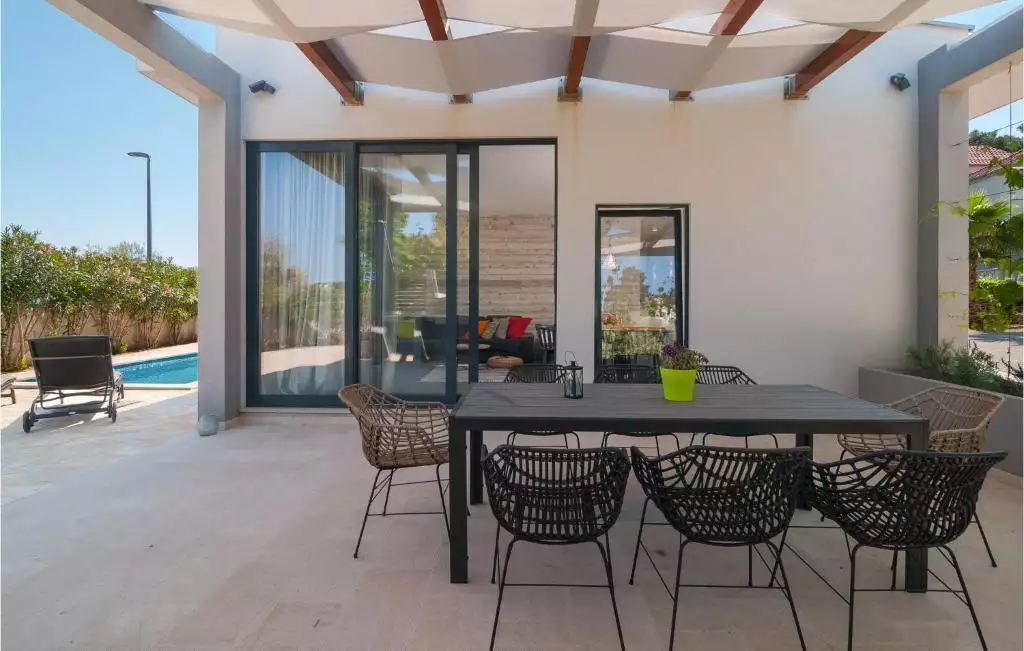 Villa 109m² in Croatia, Brac. Priced at 999000€ rent photo-18