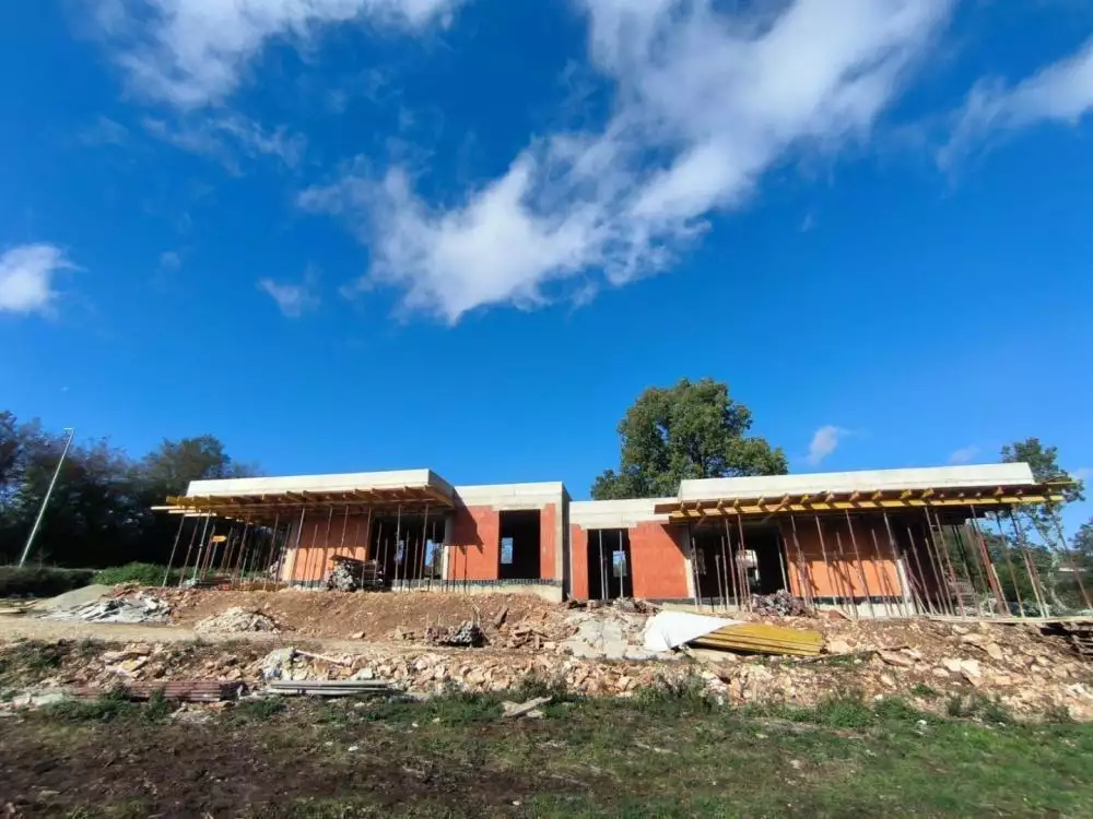 Villa 172m² in Italy, Mutignano. Priced at 600000€ rent photo-4