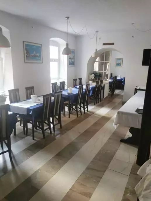Hotels 975m² in Croatia, Pula. Priced at 2350000€ rent photo-3
